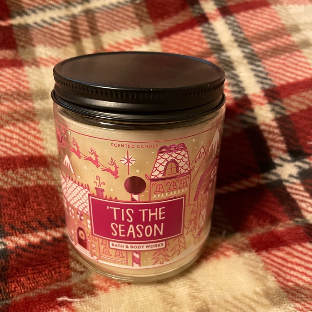 Brand new Tis the season Bath and Body works candle 7oz